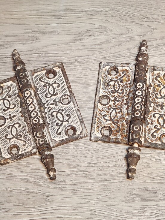 Other - 2 VTG Victorian Antique Iron Ornate Steeple Tipped Door Hinge 3.5 Cast Iron